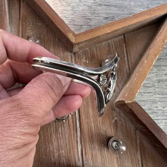 Shadowbox Turquoise Jewelry Set - Picture 5 of 6